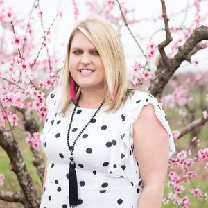 Meet your Posher, Kara